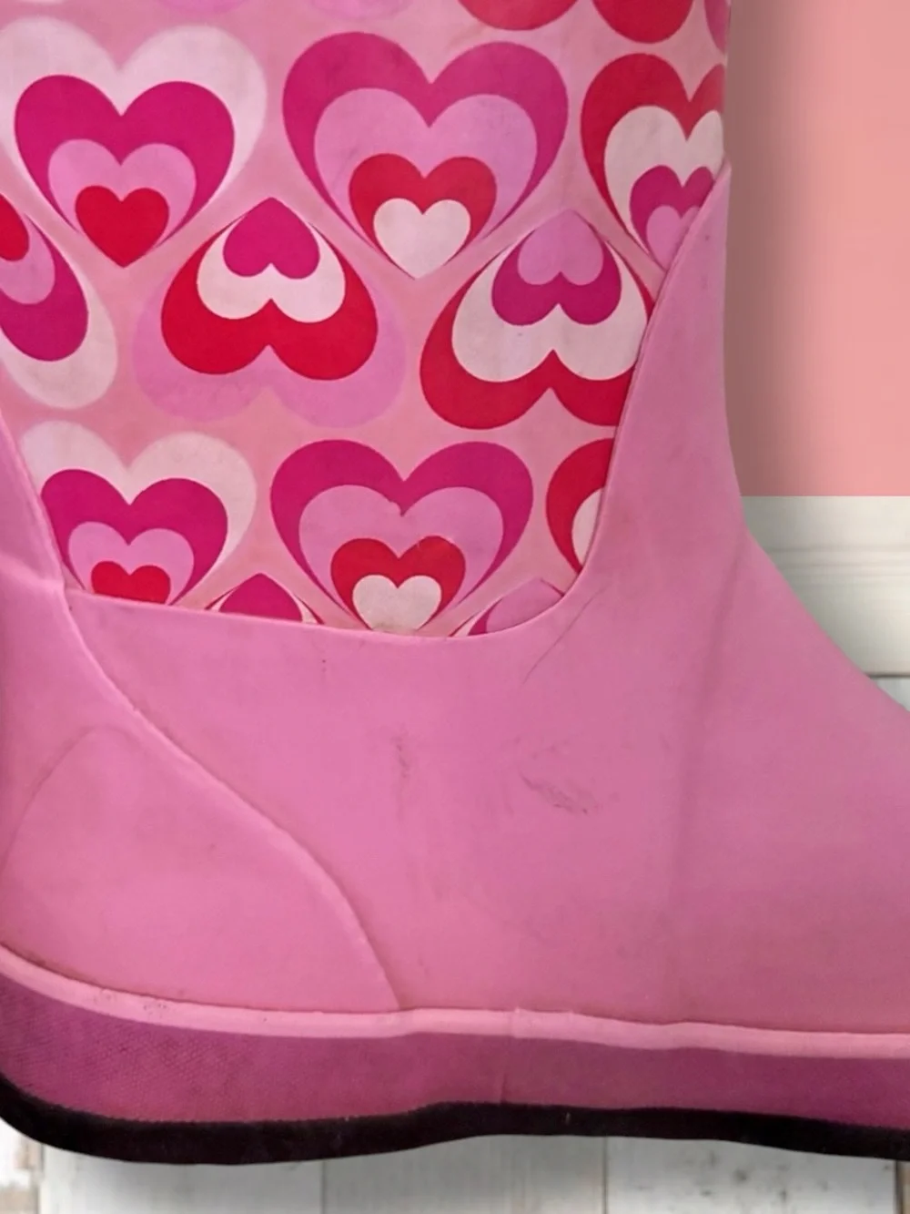 Bogs Girls Rain Boots Waterproof Pink Heart Size 3 VGUC ☔️